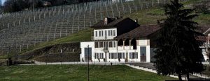 Esterno della cascina Franco | Exterior of the Franco farmhouse